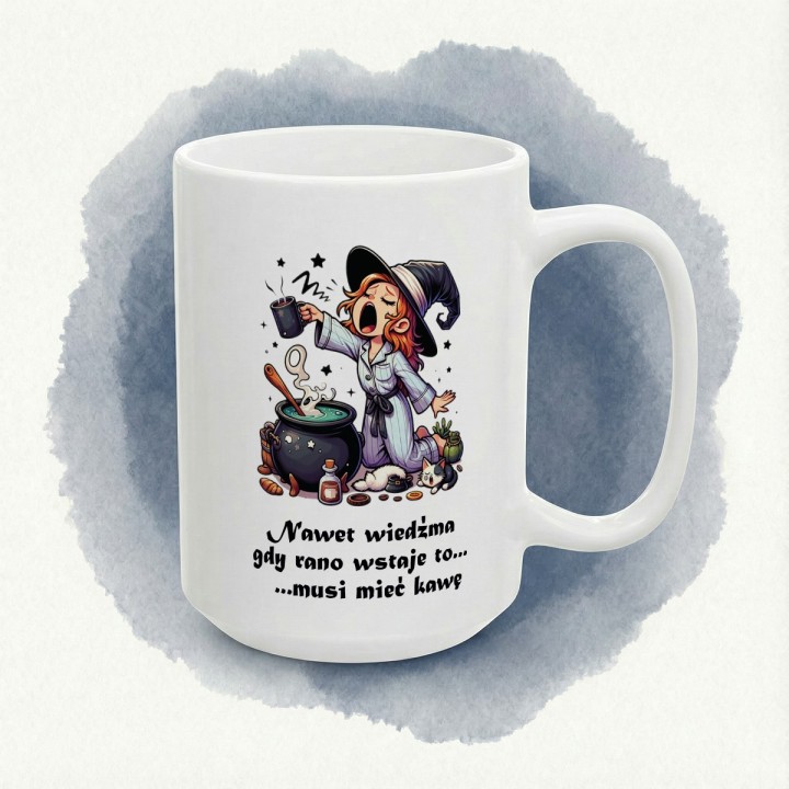 Kubek „Nawet wiedźma… musi mieć kawę” – poranny humor